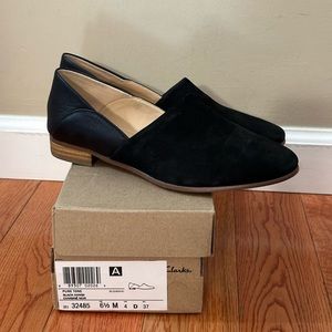 Women’s Clark’s loafer black